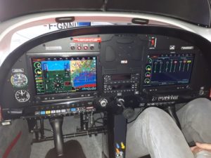 Formation EFIS Glasscockpit EFIS Glasscockpit